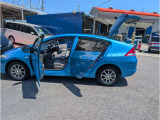 室内やハンドル周りは常に触る部分ですので、現車を見てしっかりとチェックしたいですね。
