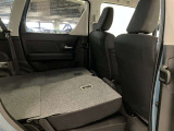 シートを倒せば荷室が広がり、用途に応じた使い方が可能で快適です。