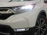 LEDヘッドライトとLEDフォグランプで、夜間の走行も明るい♪
