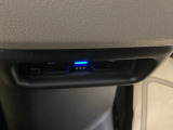【ETC車載器】カードを挿すだけでゲートをスルー。利用には車両情報を登録する「セットアップ」が別途必要です。