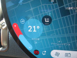 運転席・助手席にシートヒーター装備済でございます!