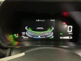 【メーターパネル】シンプルなデザインのメーターパネルは視認性が良く、必要な情報を運転手に分かりやすく伝えてくれます♪