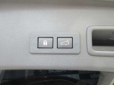電動リヤゲートで、楽々開閉。