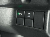 ◆障害物センサー◆車庫入れの時などに近くに障害物がある場合、障害物までの距離を音で知らせてくれます。