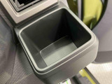 「支払い総額」は、弊社管轄エリア内登録で店頭納車の場合の金額となっております。