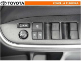 電動格納ミラーは、スイッチで簡単操作!狭いスペースでの取り回しや駐車時に大変重宝します。