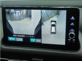 ◆マルチビューカメラシステム◆運転席から見づらい前後左右を、ナビ画面の映像で確認。見通しの悪い交差点や狭い道でのすれ違い、駐車などをサポートします。
