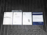 各種取扱説明書、新車時からのメンテナンスノートもバッチリ揃っております!中古車選びでは重要なポイントですヨ!!