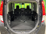 普段のお買い物や通勤、送迎等に十分な荷室スペースを確保しております。セカンドシートを倒すと、大きな荷物の積載も可能です♪