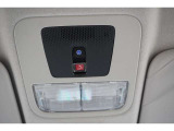 Honda Total Careにご加入いただけますと、天井に付いている「緊急サポートセンター」へ繋がる機能がご利用可能です!また、エアバッグが作動した際も自動的に繋がり、安心です。