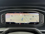 【Digital Cockpit Pro】ナビゲーションのマップをメーター全体に映し出すこともでき、少ない視線移動でナビ画面が確認可能。