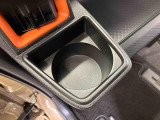 また、お車にあまり詳しくない方でも安心して立ち寄って頂けるお店作りを目指しています。中古車選びに不安があるという多くのお客様の声に応えるべく『親切・丁寧・明瞭』をキーワードにしっかりサポート致します。