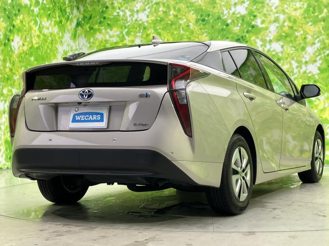 トヨタ プリウス 1.8 A プレミアム E-Four 4WD の中古車詳細 (25,950km