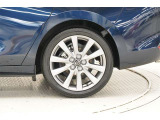 タイヤサイズ(215/45R18)です。