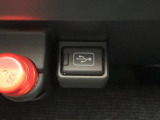 品質へのこだわり!フロアマットやシートなど車内をキレイに清掃し、ニオイや汚れなどを徹底的にクリーニングしてもらっております。室内はピカピカです☆