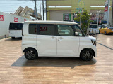 自社工場で整備をして納車になります。新車保証も付いて安心ですね。