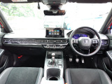 ●運転席用/助手席用SRSニーエアバッグシステム