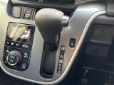 【 シフト 】スムーズなシフトチェンジで快適にお車を操縦していただけます!//