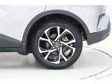 タイヤサイズ(225/50R18)です。