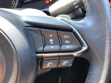 MRCC(マツダレーダークルーズコントロール)は先行車との車間を維持しながら追従走行を行い、長距離でのドライバー負担を軽減させてくれます。