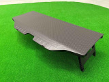 ラゲージアンダーボックスの蓋であるデッキボードを取り外して,レジャー時にテーブルとして使用できる便利なラゲージアイテムです
