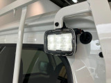 品質へのこだわり!フロアマットやシートなど車内をキレイに清掃し、ニオイや汚れなどを徹底的にクリーニングしてもらっております。室内はピカピカです☆