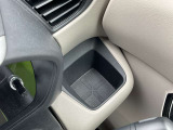 運転席用ドリンクホルダーです