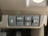 【パーキングセンサー】駐車時や狭い場所で障害物を検知し、音や表示でお知らせします。