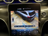 【アットホームな雰囲気のお店です】メルセデスに精通したスタッフが、心をこめてお車選びをお手伝い致します。是非メルセデスベンツへの想いをお聞かせください