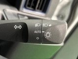 オートライト機能 周囲の明るさに応じて、ヘッドランプを自動的に点灯・消灯ができます。