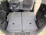 シートアレンジすることで大きな荷物も楽々積むこともできます。