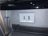 AC100V1500W電源コンセントが付いています。