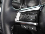 【ステアリングスイッチ】運転中、前方から目線をそらすことなく、オーディオ等の操作が可能な便利機能。安心&快適ドライブにはマストな装備。