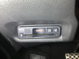 【ETC車載器】もはや必須アイテムのETCを搭載!高速道路のご利用時にとても便利!わずらわしい料金所での現金支払いが不要となりスムーズに通過できます♪