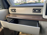 中古車選びで不安な故障リスク。もしもの時も安心な保証(ロードサービス無料走行距離無制限・最長5年・395項目部品)をご用意しております。故障率の高い電装部品から先進のハイブリット機構も保証!