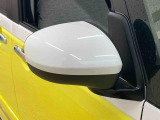 全ての車両に除菌・消臭システム「ワンダークリーン」を施行済みです。シートの表面はもちろん、後ろの席や足元も徹底的に除菌しております。