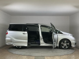 ご契約の流れは、当店のスタッフがわかりやすく説明いたしますのでお気軽にお声かけください!