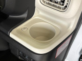 運転席ドリンクホルダー(保温機能付き)