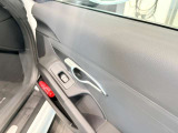 全車両に第三者機関のプロの査定士(AIS)による査定、鑑定書付きで御座いますので、ご安心くださいませ。