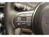 ステアリングスイッチ付きなので、運転中も安全に手元でオーディオの操作ができます!