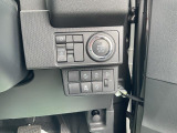 電子カードキーを携帯していれば、ブレーキを踏みながらボタンを押すだけでエンジンの始動が手軽に♪