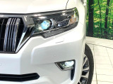 【LEDヘッドライト】悪天候や夜間走行時も良好な視界を確保し安心して運転できる高輝度LEDヘッドライトを装備!点灯速度が早く、消費電力も抑えられています。