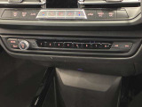 iDriveHDDナビゲーションになります。操作はコントローラーとタッチパネルにて操作いただけます。