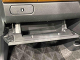 実用的な収納が、車内の各所にあります♪