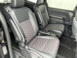 ゆとりある広々とした車内空間は、ドライブを始め買い物やレジャーなど、幅広く活躍します。一人でもみんなとでもお出かけを楽しみましょう!