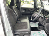 【オススメポイント】レンタカーアップ車の為、登録後の使用歴が少なく走行距離も少なめです!