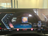 『運転』に対するBMWのこだわりはメーターパネルにも表れております。視野性の良いメーターパネルは疲労感の軽減と、運転の楽しさをもたらしてくれます。