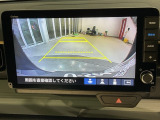リアカメラ付で、後方をナビ画面で確認。車庫入れも安心です。もちろん、バックギアと連動しています。