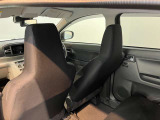 より多くの一般の方へ車を届けれればと思っておりますので同業者様への販売は極力控えさせて頂いております。ご了承下さい。
