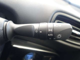 新品黒革調シートカバー!純正フロアマット!純正ナビ!ブルートゥースオーディオ!Bluetooth!フルセグTV!地デジ!CD/DVD!AM/FMラジオ!SD再生!バックカメラ!ステアリングリモコン!!